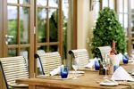 Restaurants/Cafes