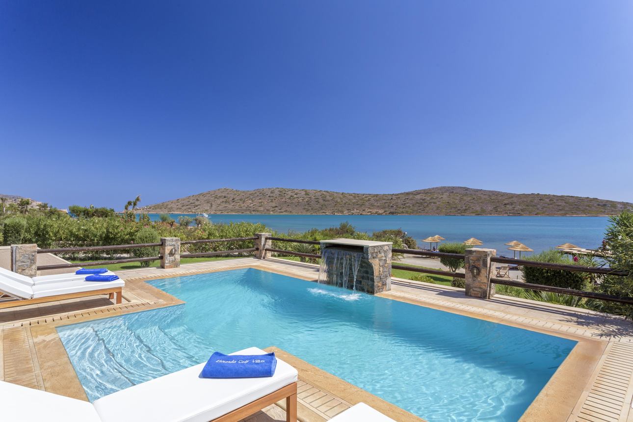 Elounda Beach Front Villa - 4 slaapkamers