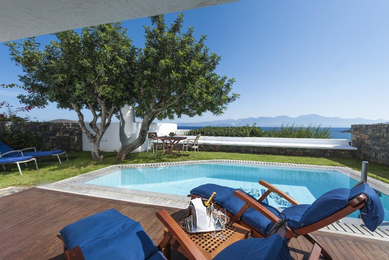 Luxury Pool Bungalow
