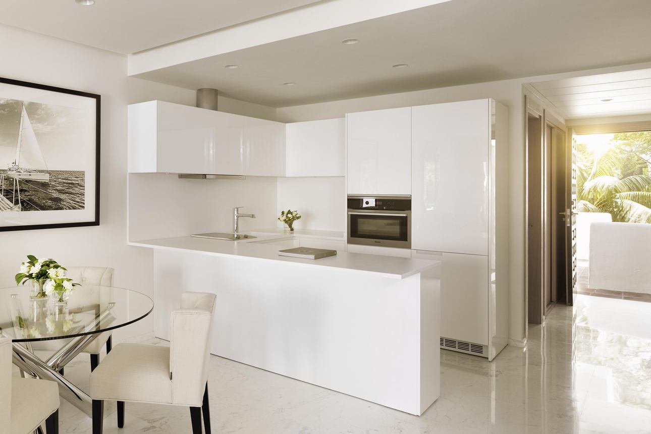 Grand Junior Suite Kitchen