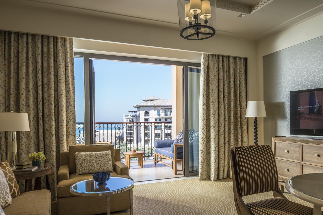 Four Seasons Suite
