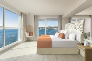 The One Junior Suite