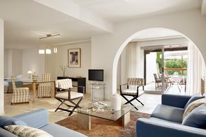 Grand Pool Suite Tuinzicht