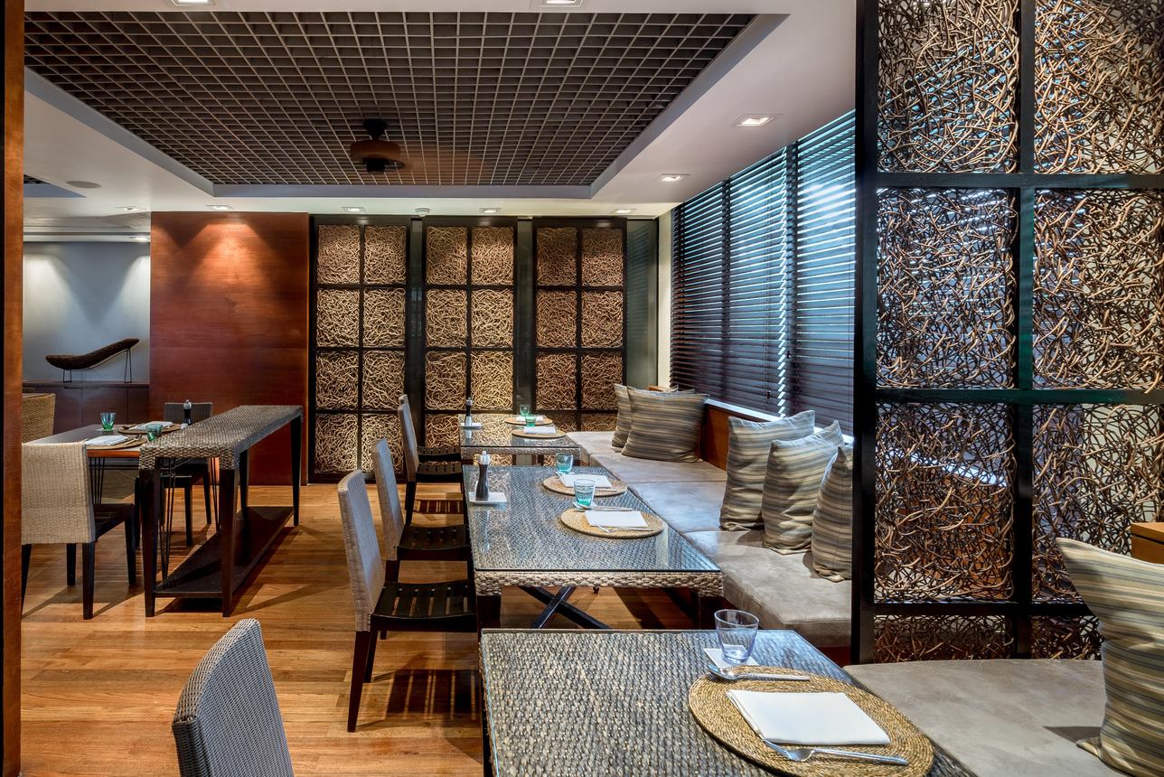 Restaurants/Cafes