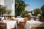 Restaurants/Cafes