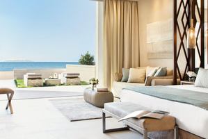 Deluxe Junior Suite Beachfront met terras