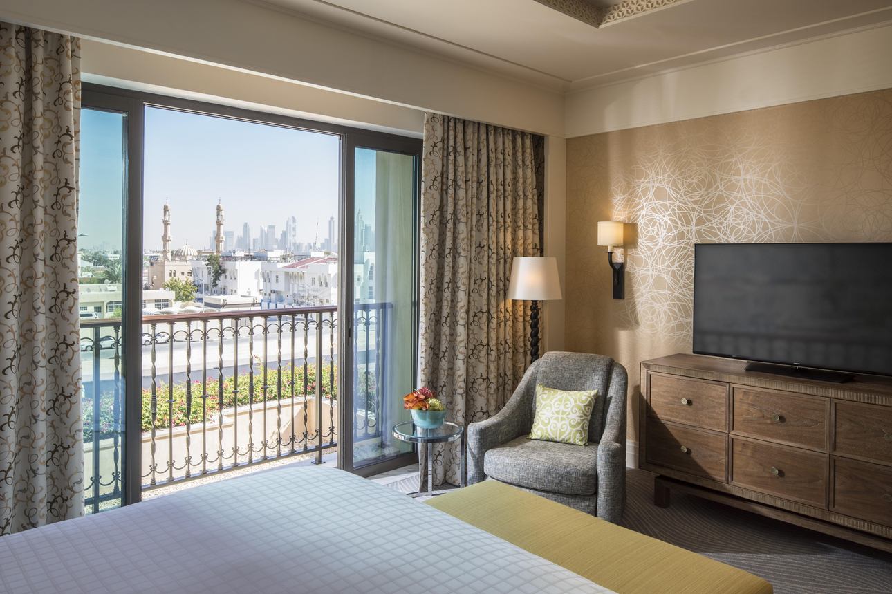 Four Seasons Junior Suite