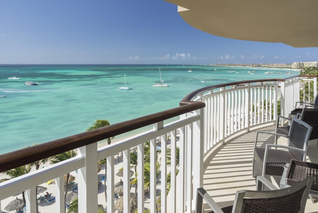 Ocean Front Luxury Suite
