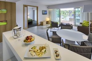 Suite Home Zwembadzicht