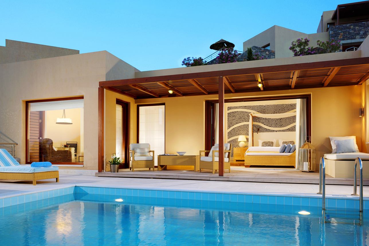 Island Luxury Pool Suite
