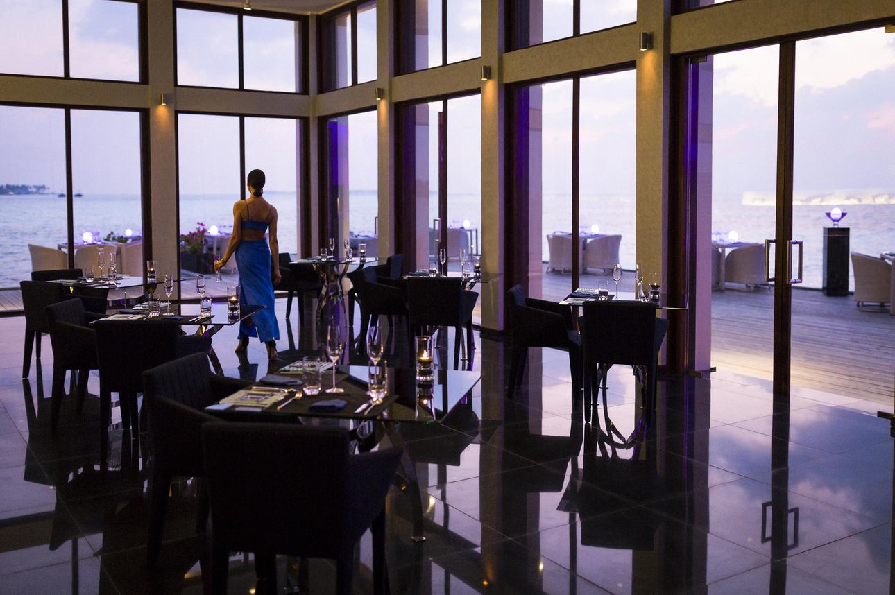 Restaurants/Cafes