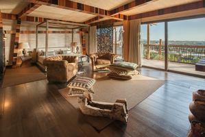 Royal Suite