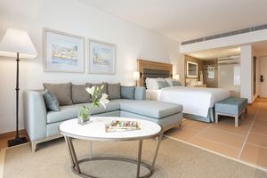 Junior Suite Zwembadzicht