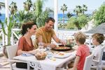 Restaurants/Cafes