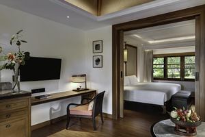 Deluxe Beach Front Villa
