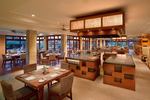 Restaurants/Cafes