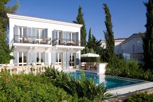 Alexandros Residence