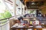 Restaurants/Cafes