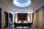 Royal Superior Jacuzzi Suite