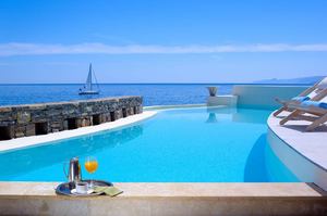 Club Pool Studio Pool Seafront