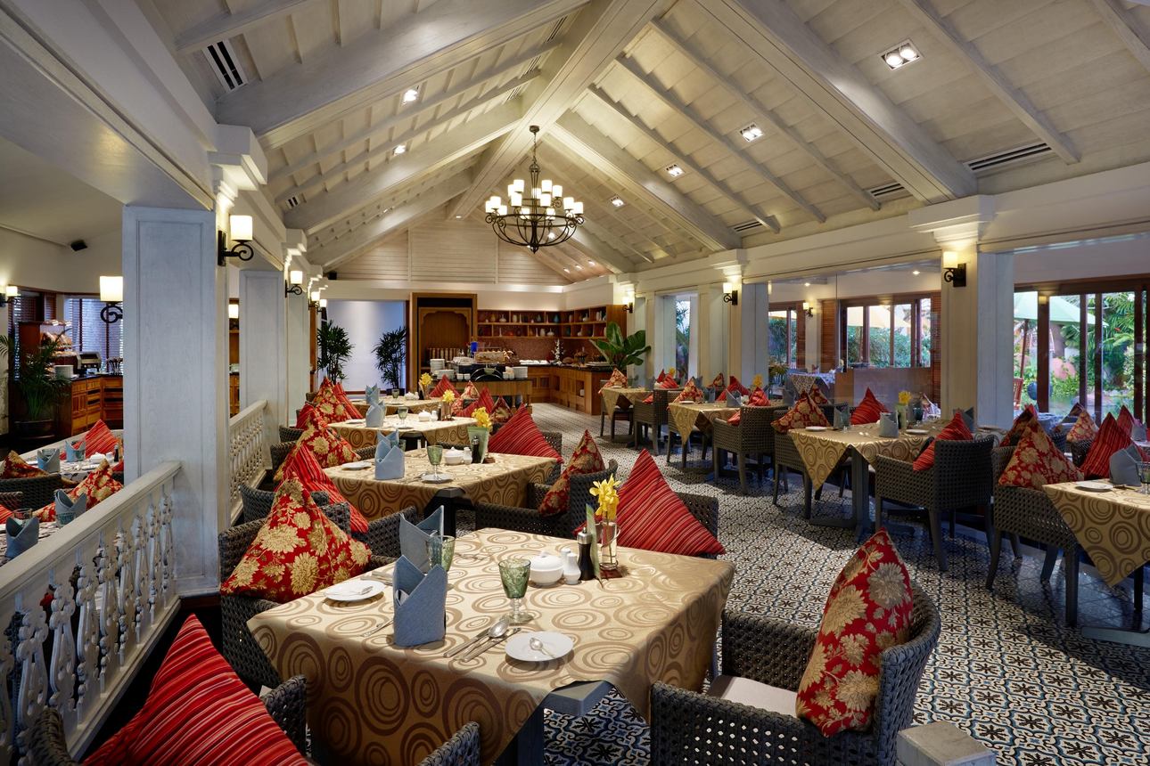Restaurants/Cafes