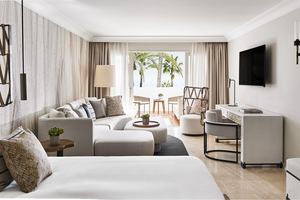 Grand Junior Suite zijdelings Zeezicht