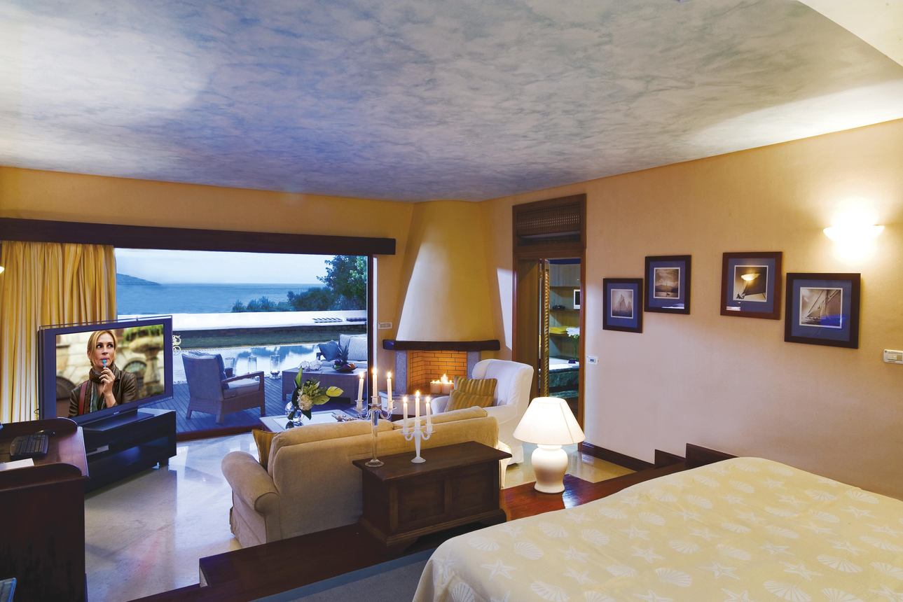 Island Pool Villa