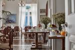 Restaurants/Cafes