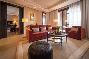 Deluxe Suite Atlas