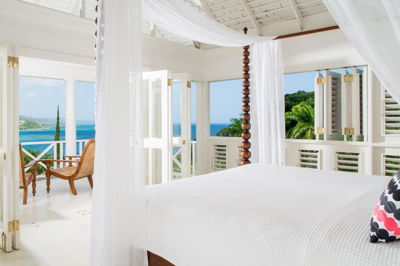 Grand Pineapple Villa Suite