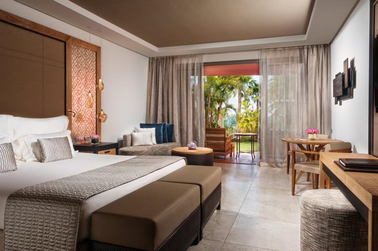 Villa Tagor Kamer Tuinzicht