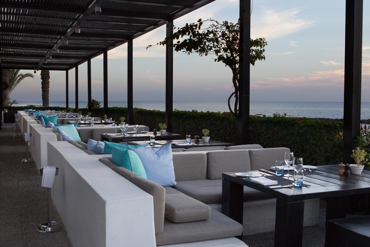 Restaurants/Cafes