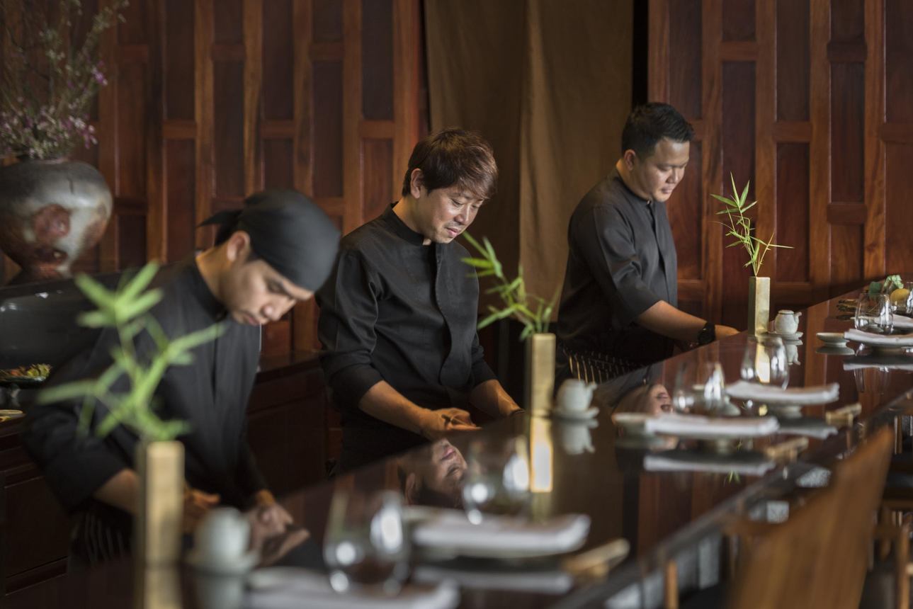 Restaurants/Cafes