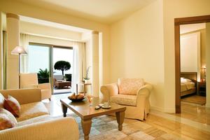 Suite Marina Front